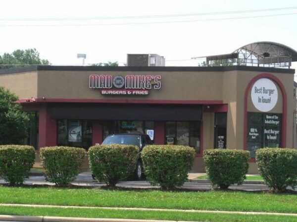 Hamilton Mad Mike's Burgers